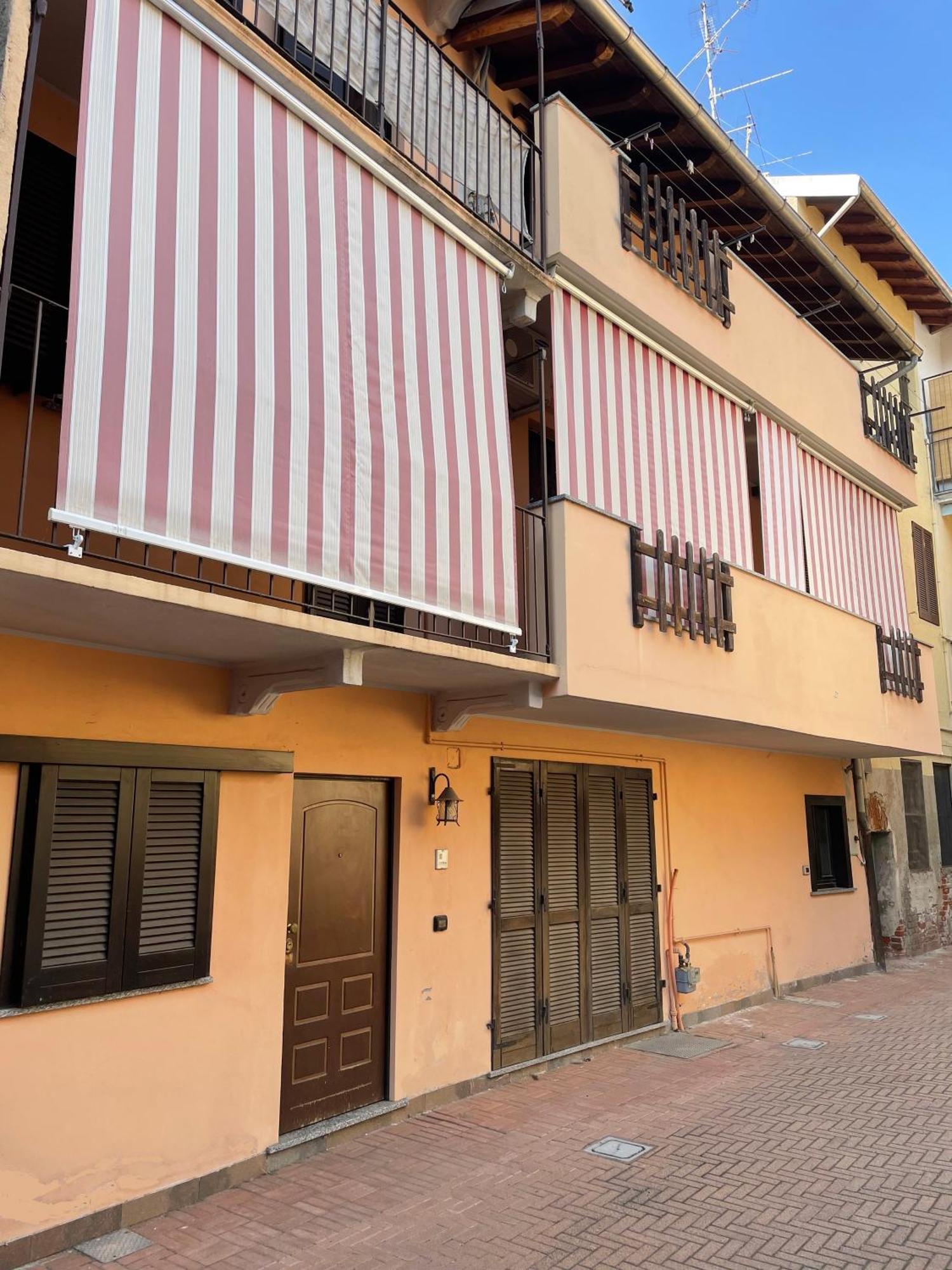 Court Inn Galliate Exterior foto